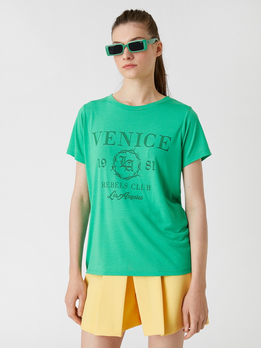 Letter Printed Crew Neck T-Shirt with Short Sleeve