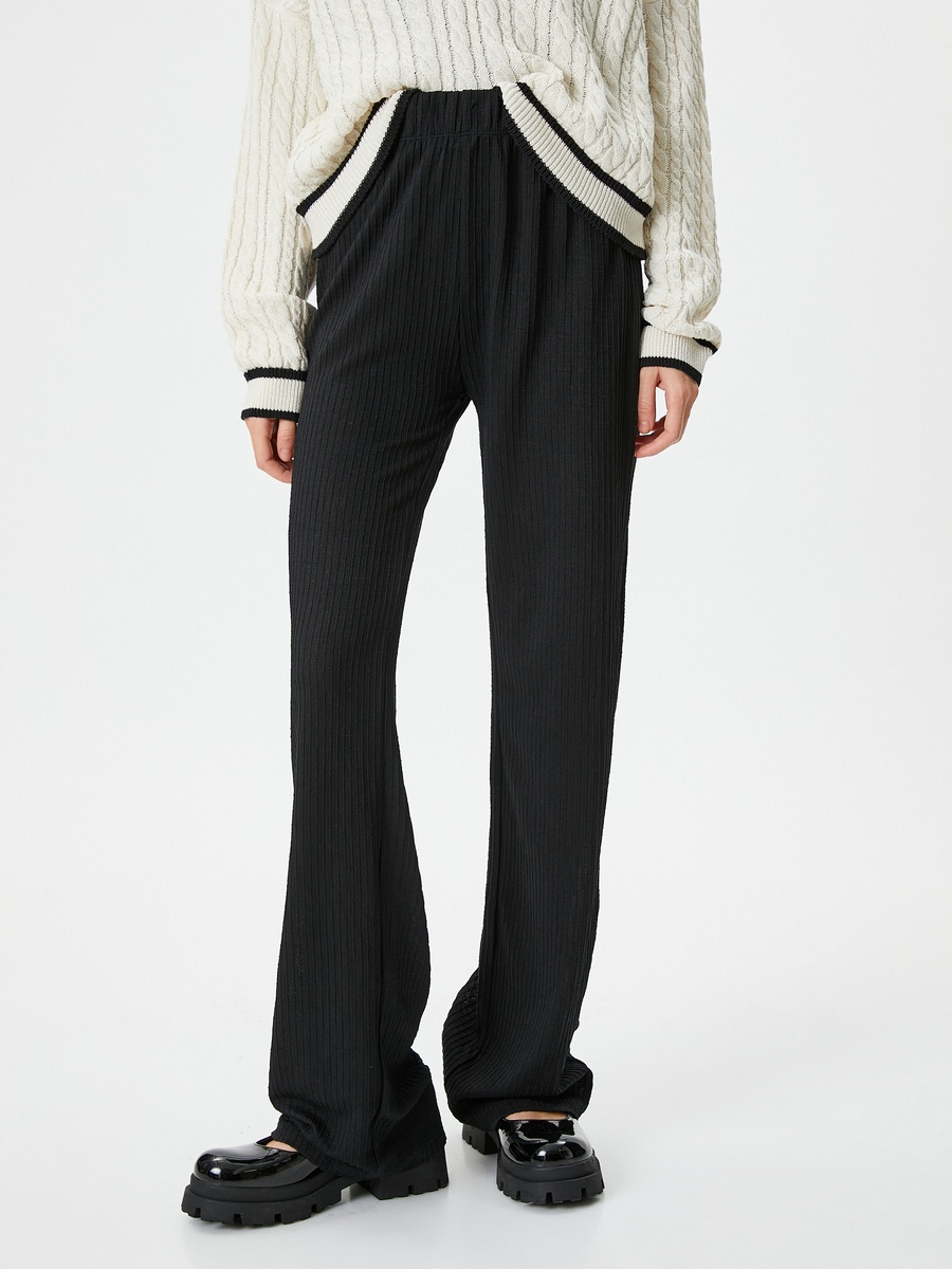 High-Rise Relaxed Fit Textured Trousers