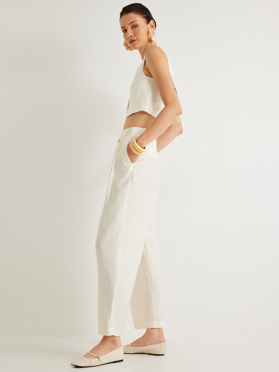 Carrot Fit Pants