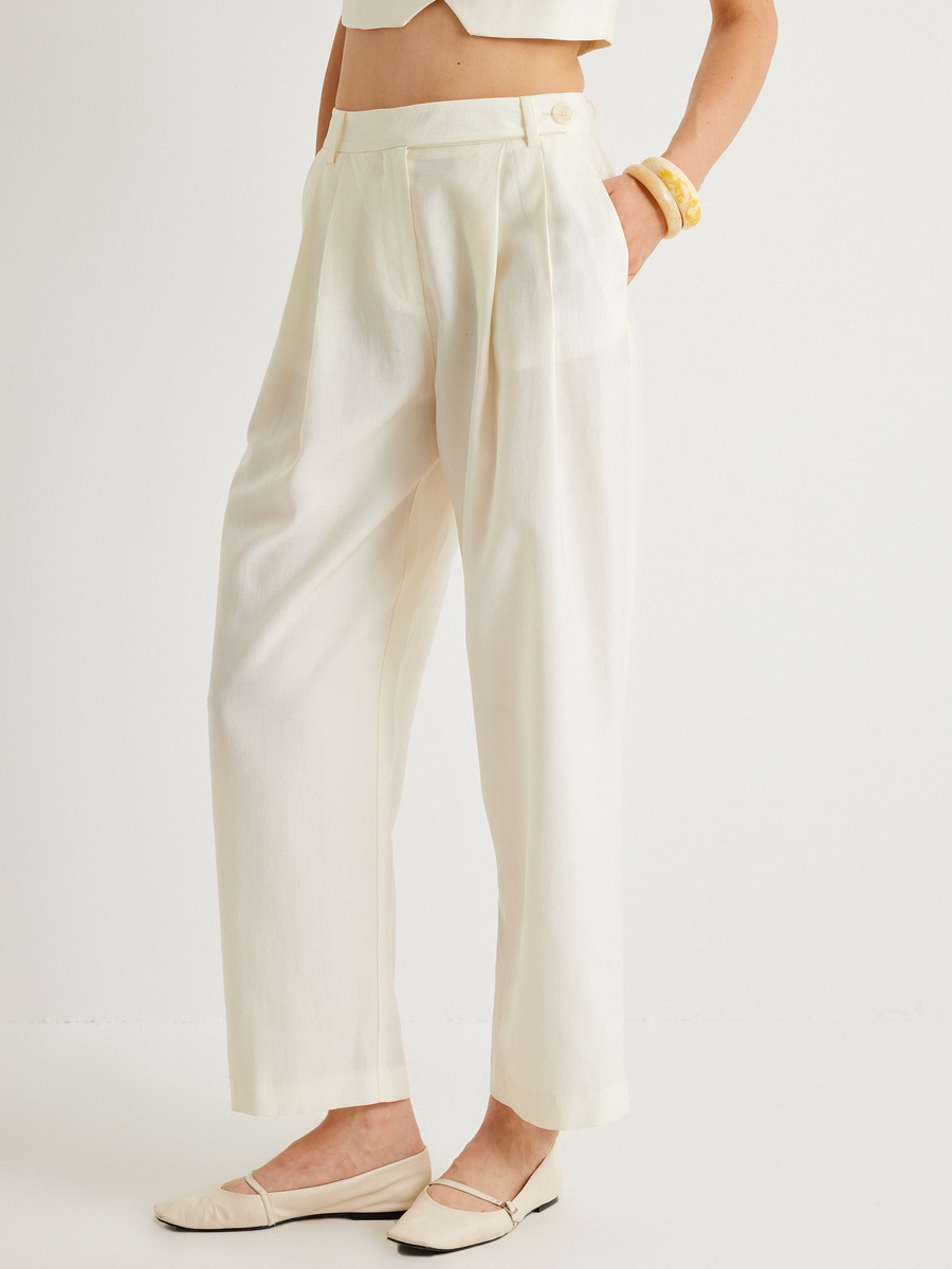 Carrot Fit Pants