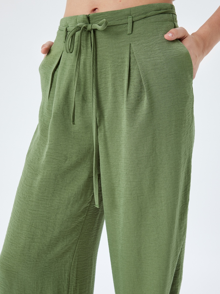 Wide Leg Trousers