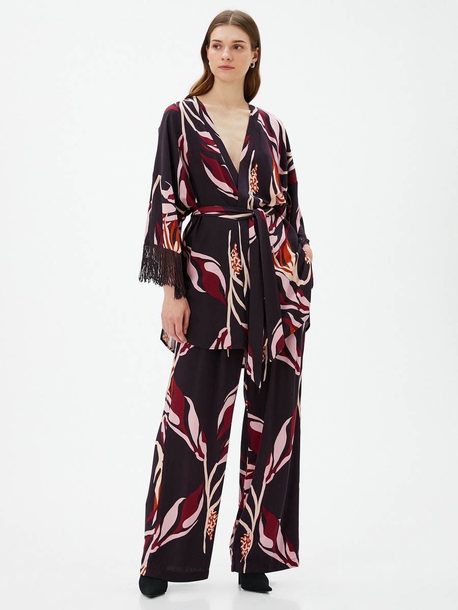 Mid Rise Wide Leg Patterned Trousers