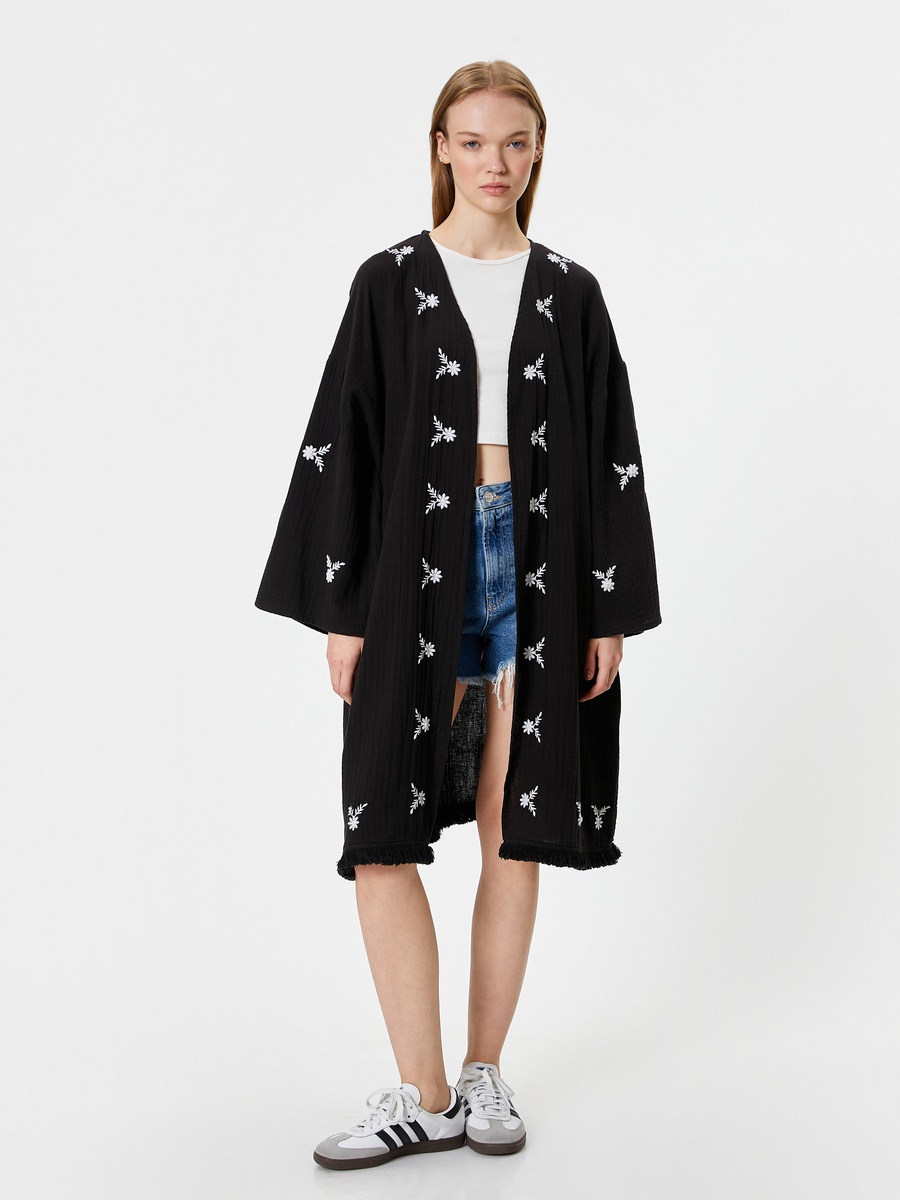 Embroidered Oversized Kimono 