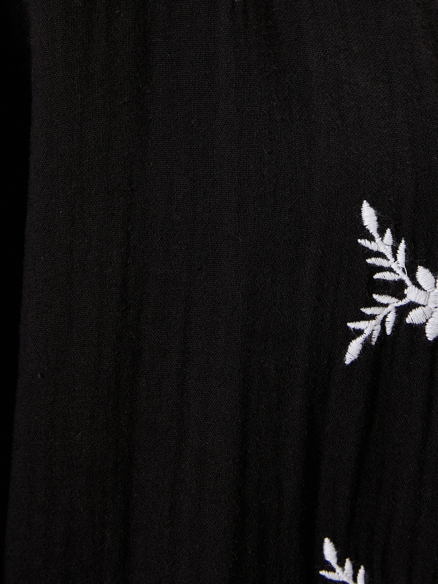 Embroidered Oversized Kimono 