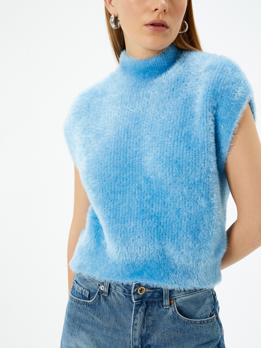 Sleeveless Knit Jumper