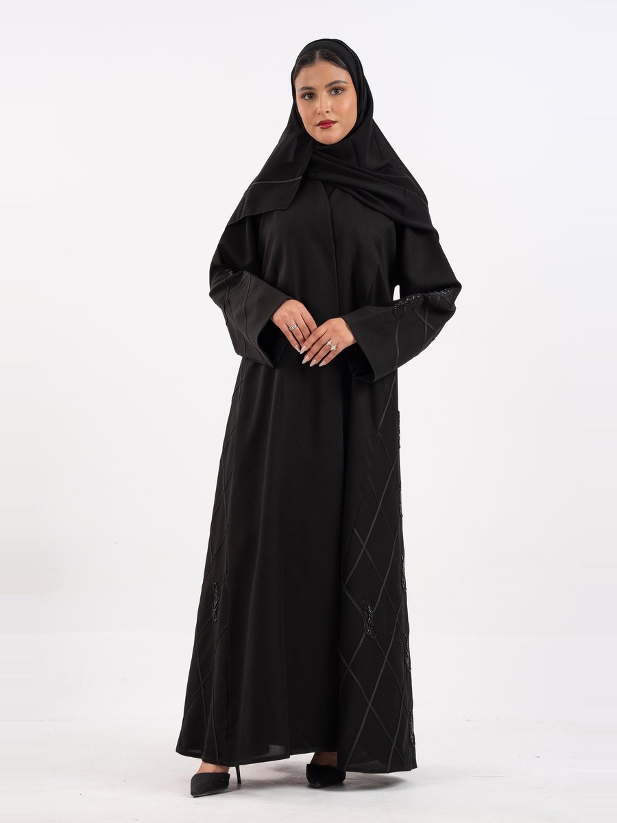 Geometric Design Aroob Qaitan Abaya with Hijab