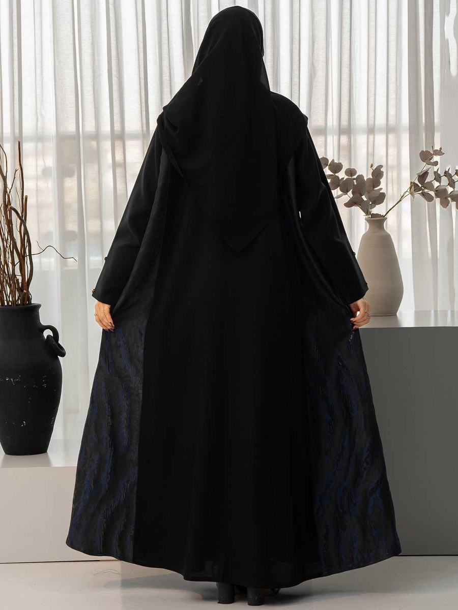 عباية بياقة وإضافات جاكار مع حجاب