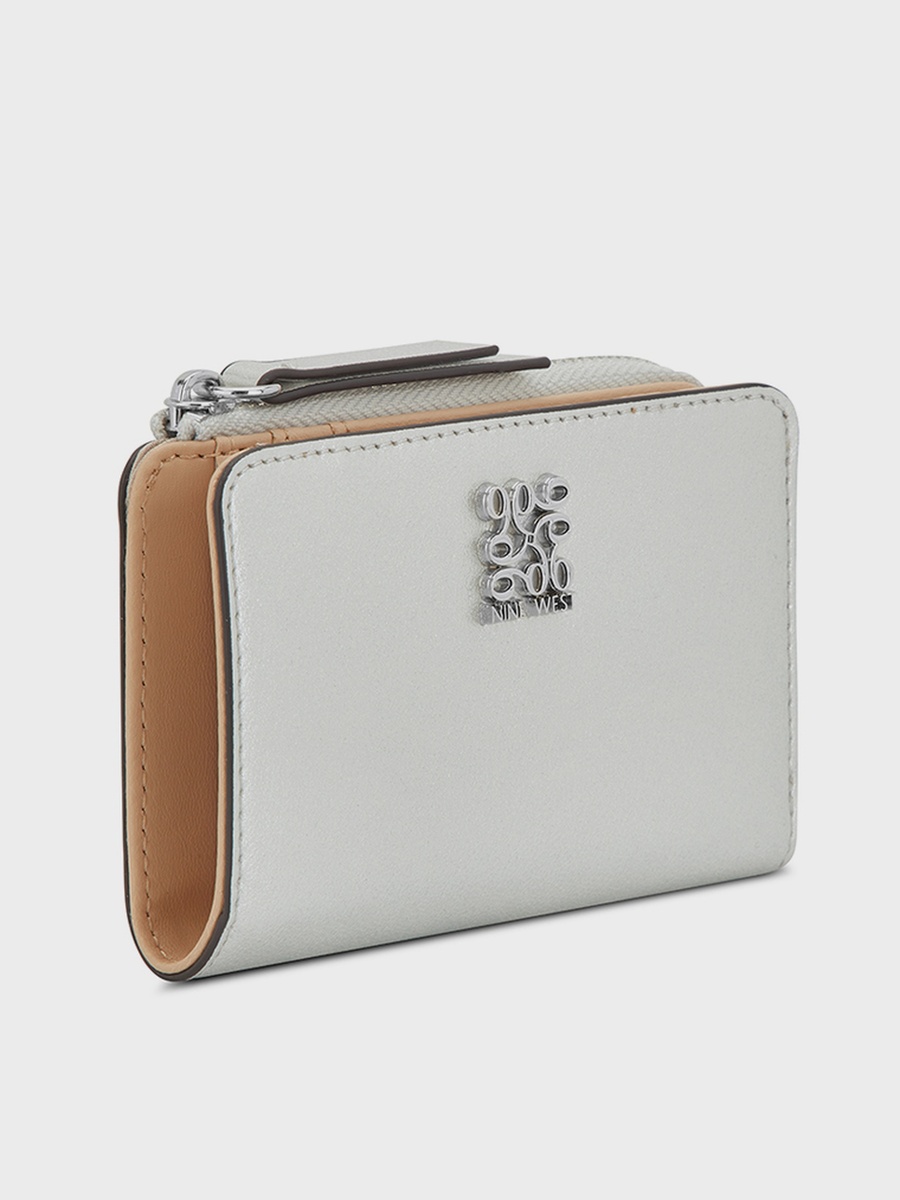 Cramer Metallic Wallet