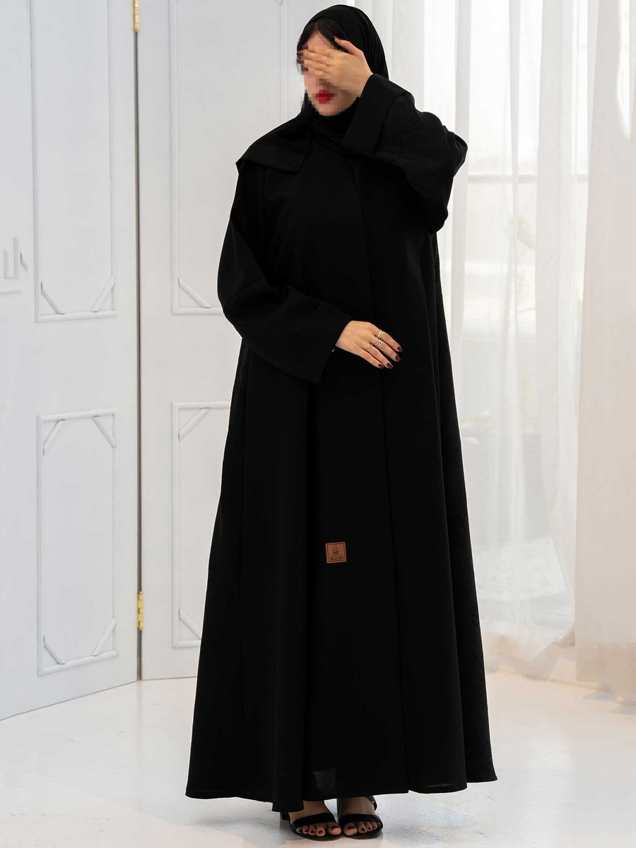 عباية كلوش جاكار مع حجاب