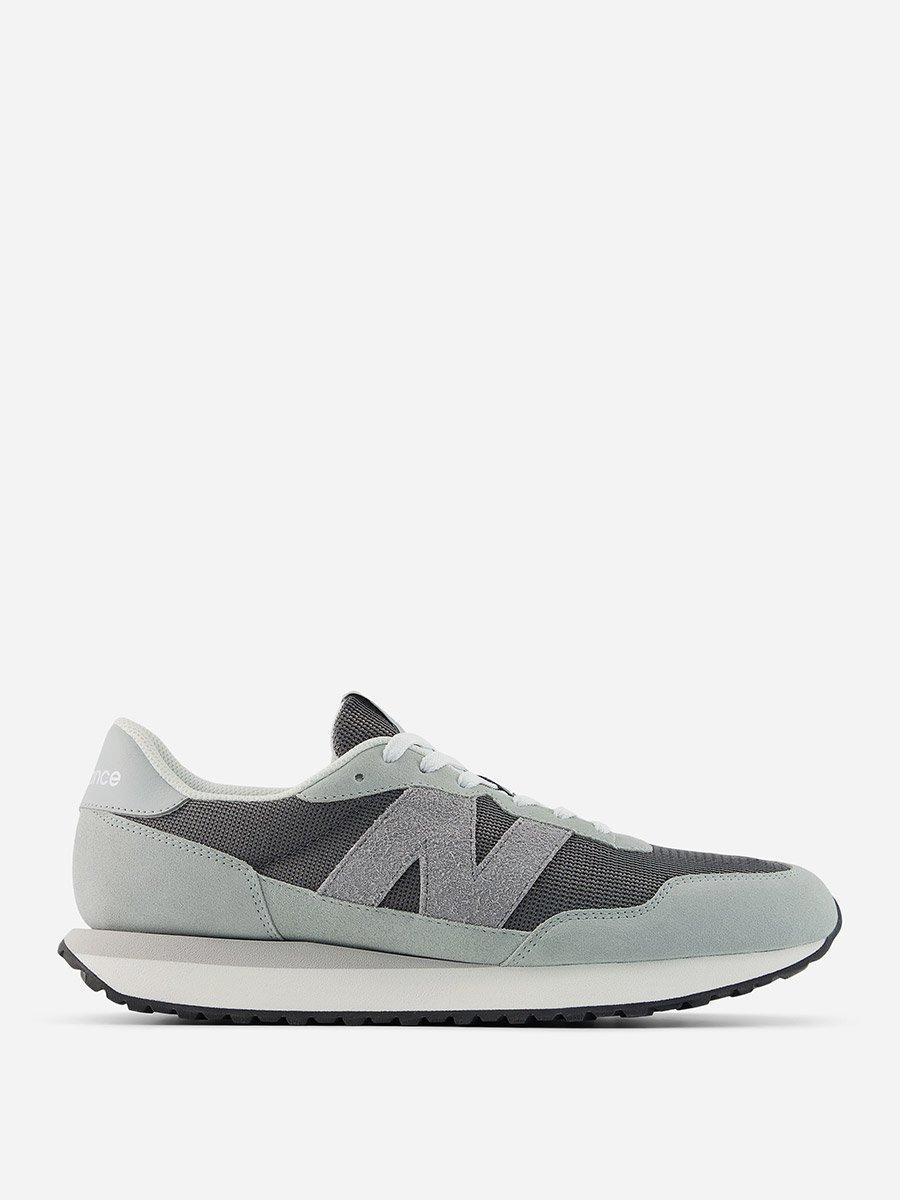 237 Sneakers