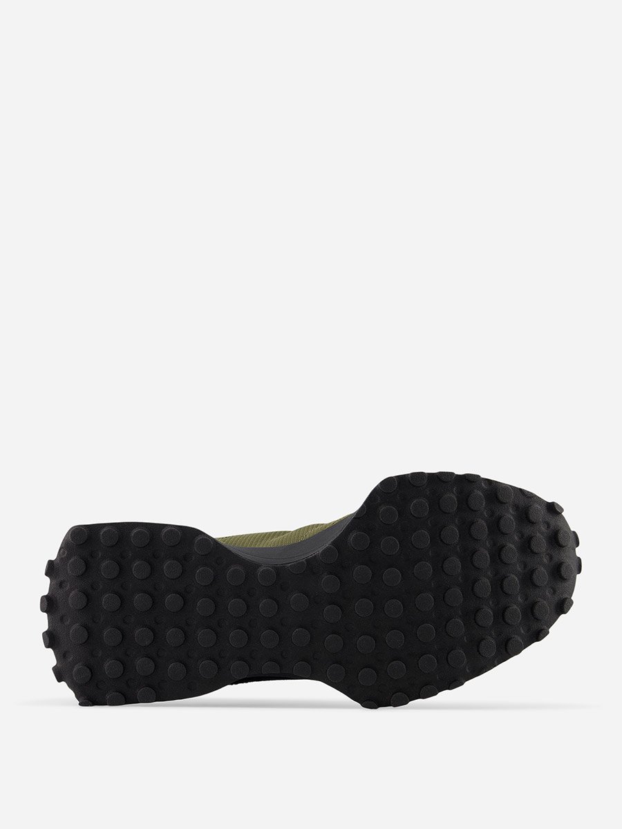 327 Sneakers