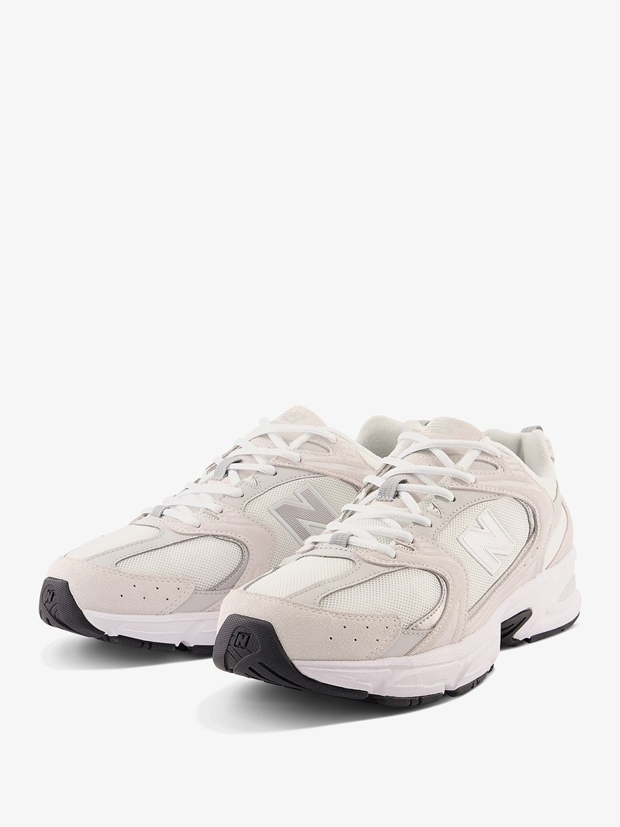 530 Sneakers