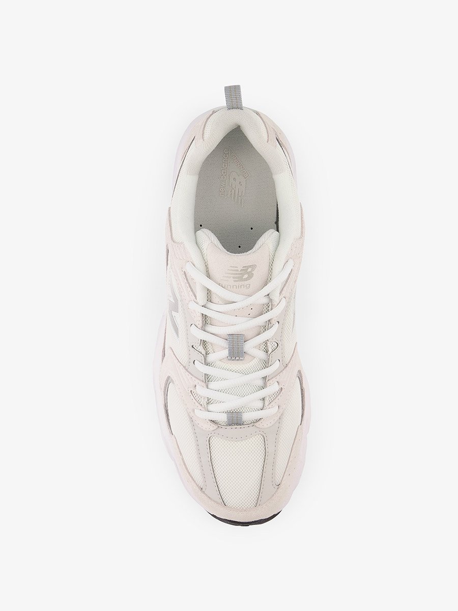 530 Sneakers