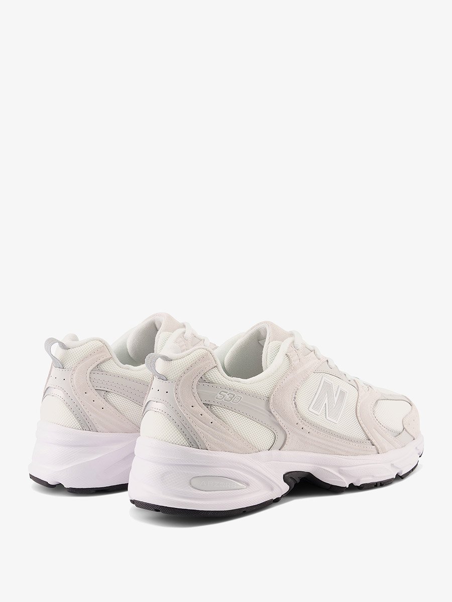 530 Sneakers