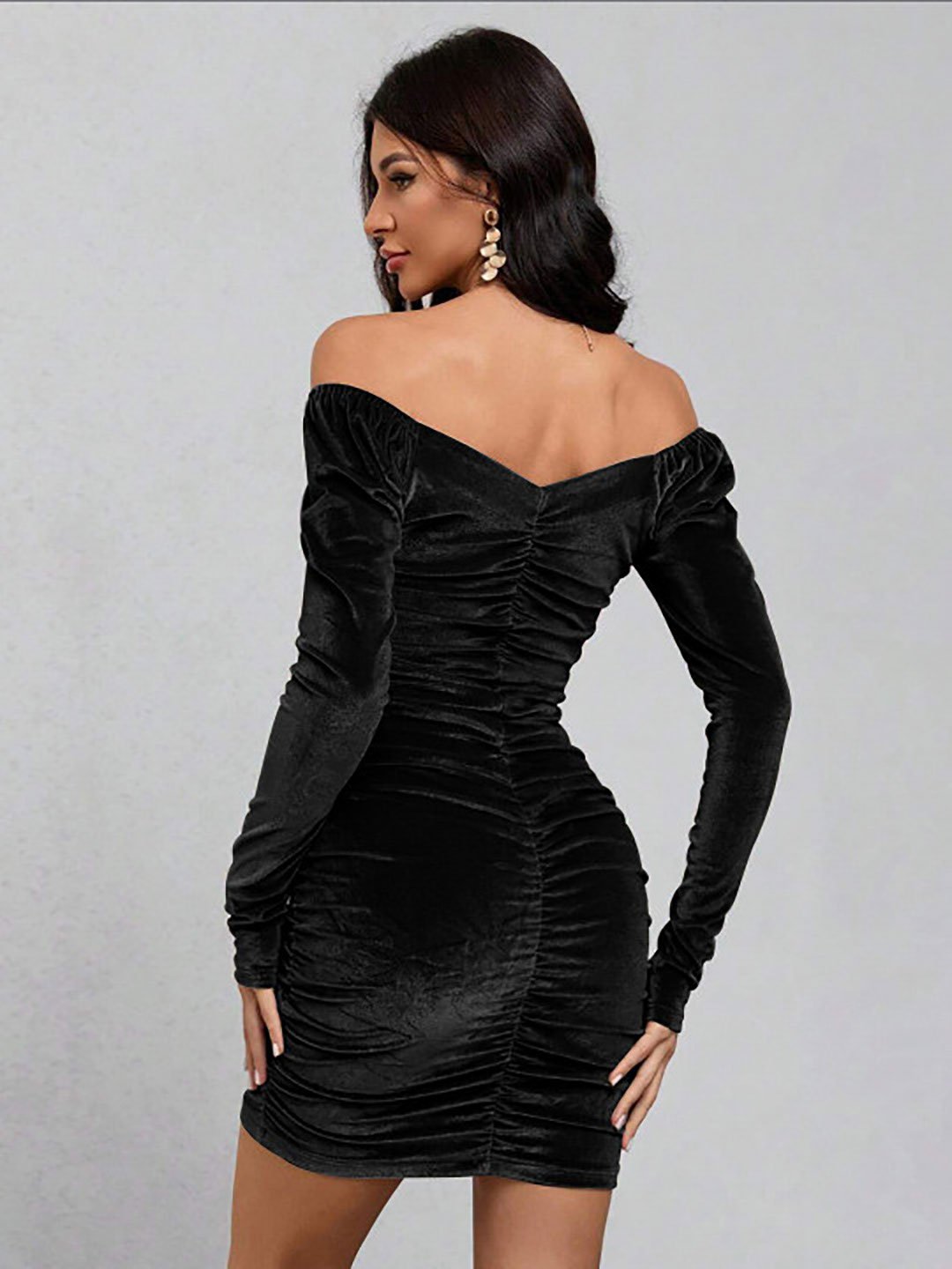 Black Off-Shoulder Velvet Bodycon Mini Dress