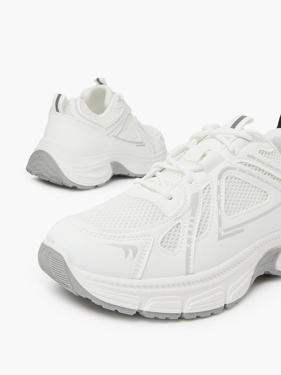 White Mesh Upper lace-up Thick Sole sneakers