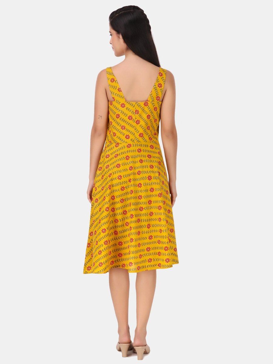 Mustard Geometric Print Fit and Flare Sleeveless Knee-Length Dress