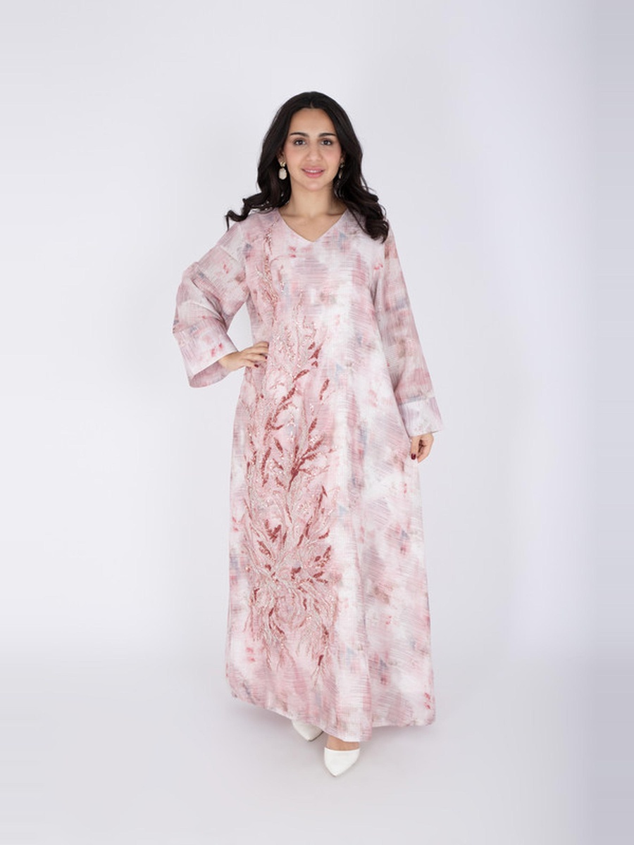 جلابية طويلة مزينة بالكريستال