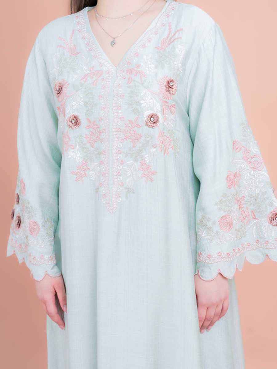 Floral Embroidered Modern Jalabiya For Women at Saudi | Styli