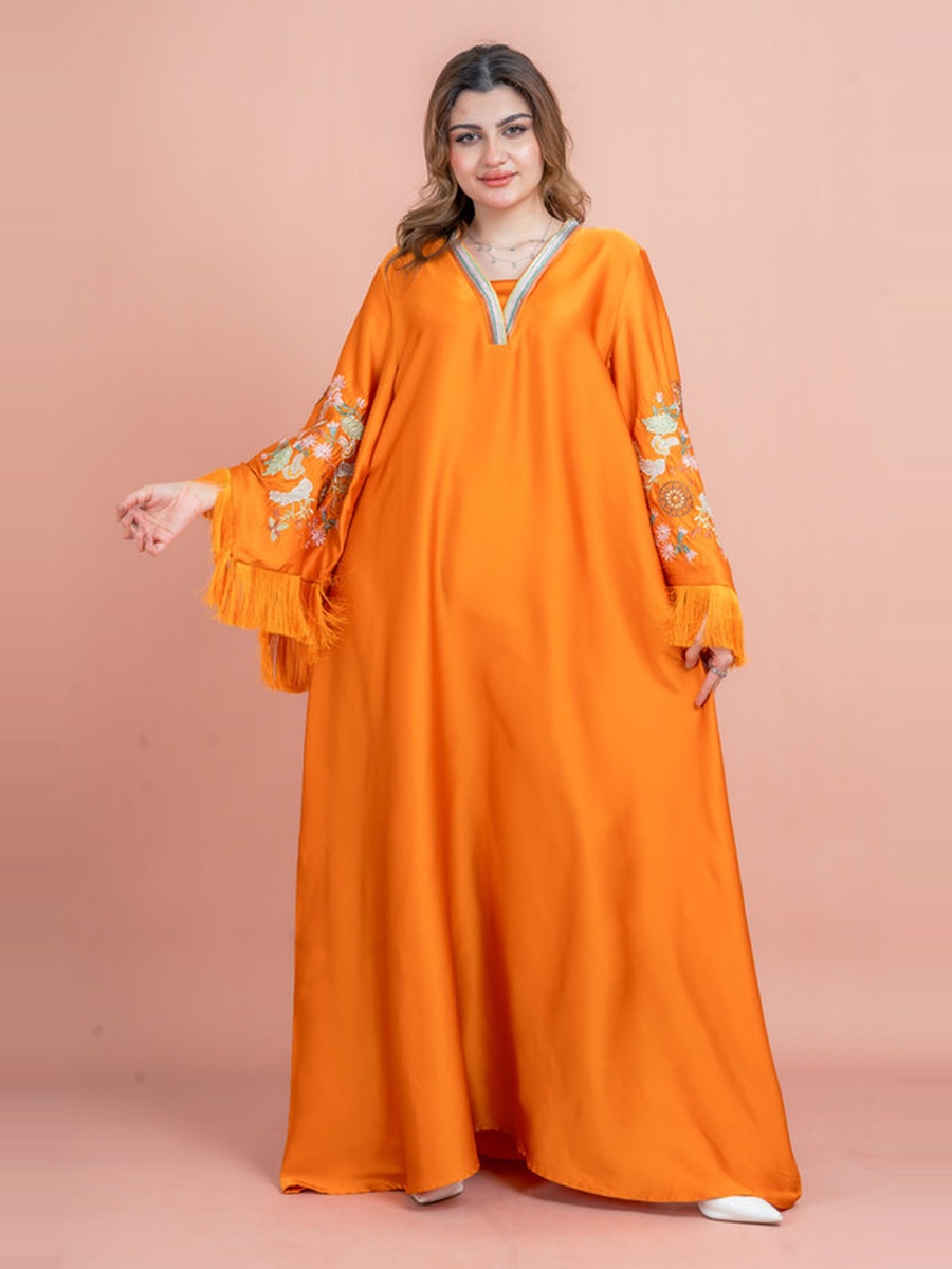 Shimmer Detail Sleeves Embroidered Jalabiya