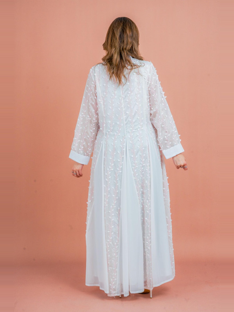 Soft Petals Embroidered Jalabiya