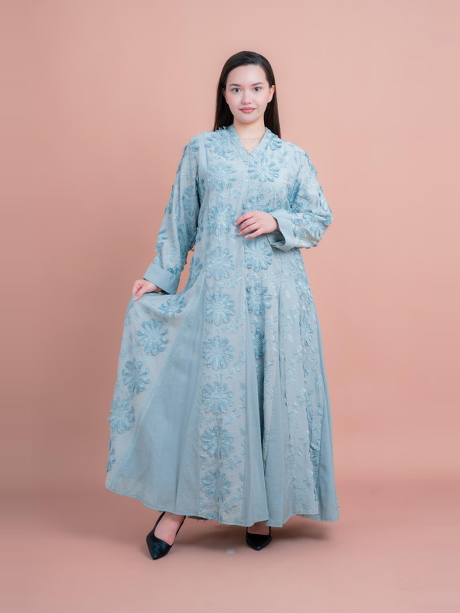 Soft Petals Embroidered Jalabiya