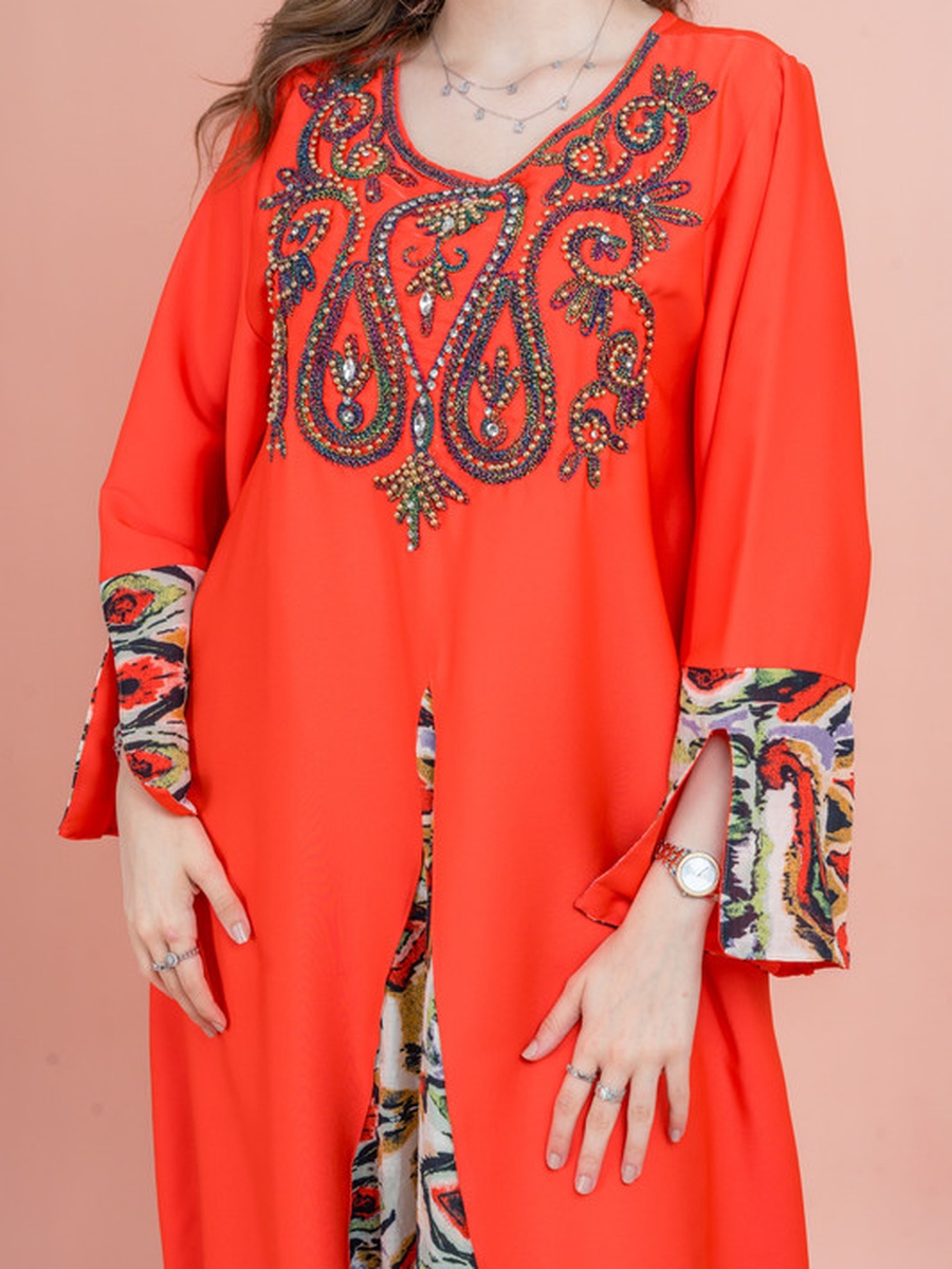 Embroidered Yoke Printed Panel Jalabiya