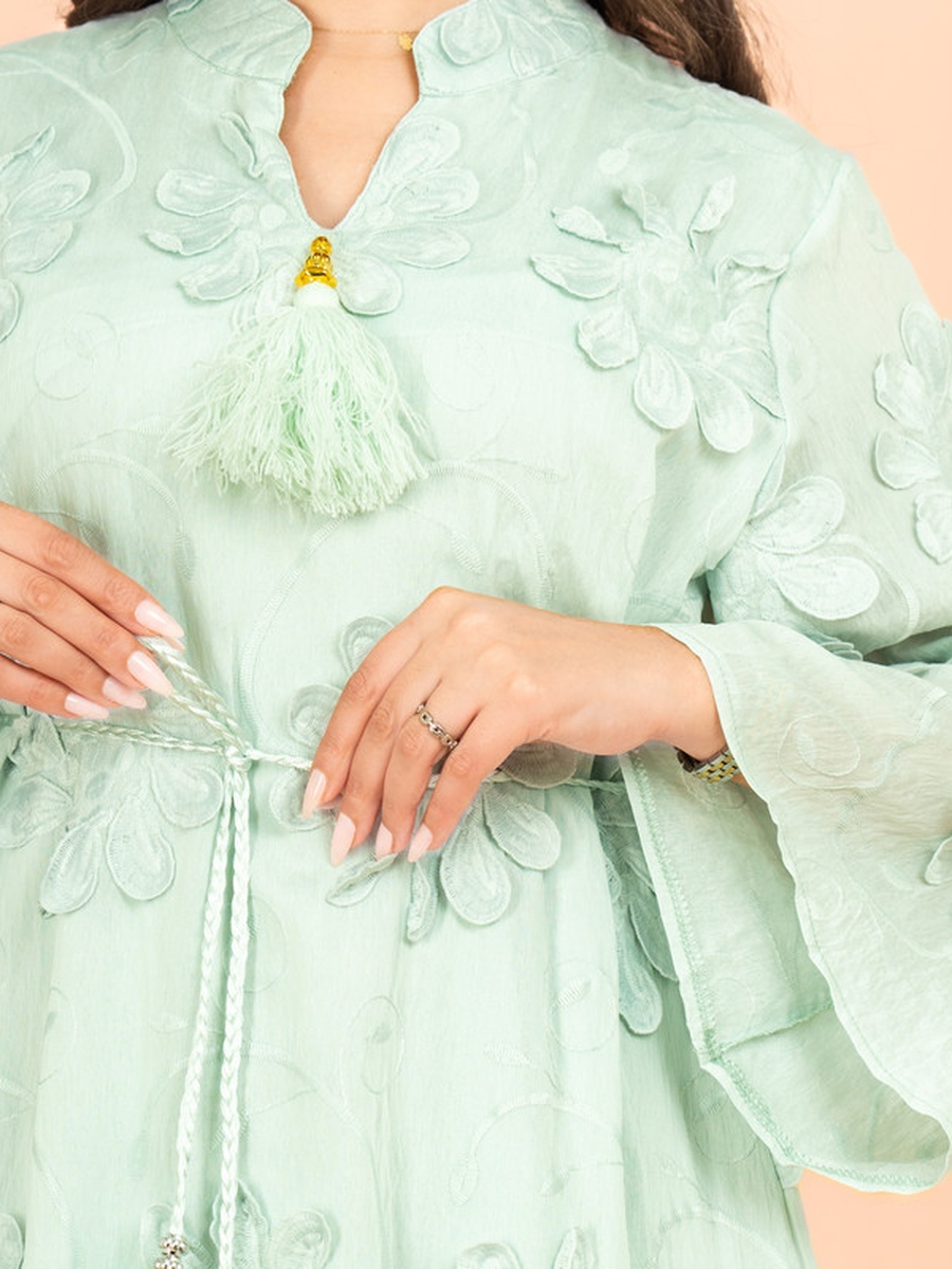 3D Flowers Modern Jalabiya with Tie Belt
