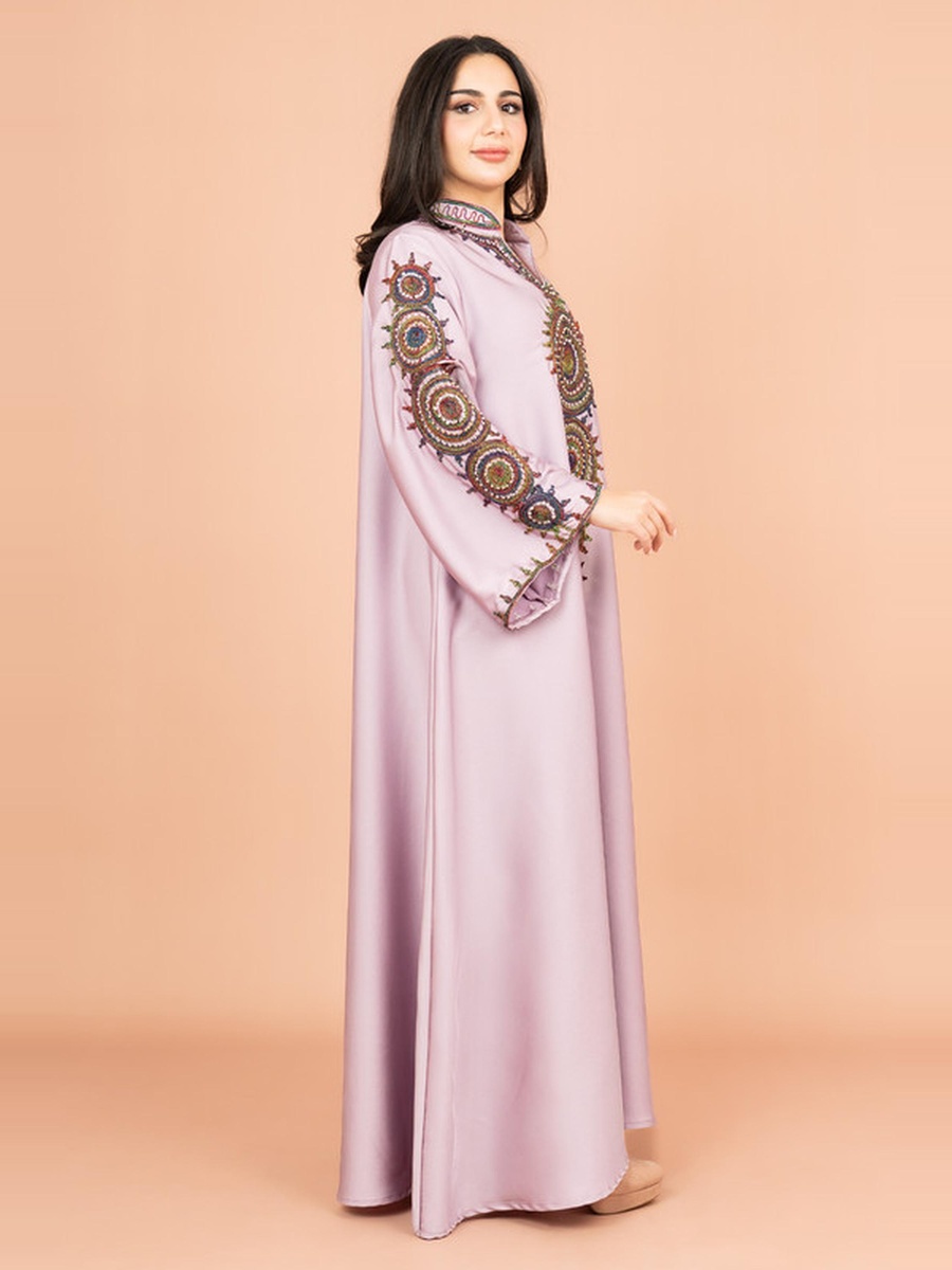 Embroidered Pattern Long Sleeves Jalabiya