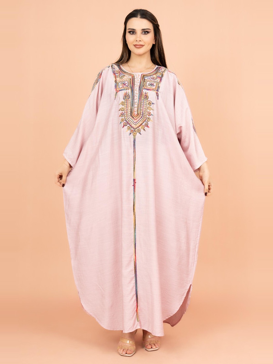 Round Neck Jalabiya with Intricate Embroidery