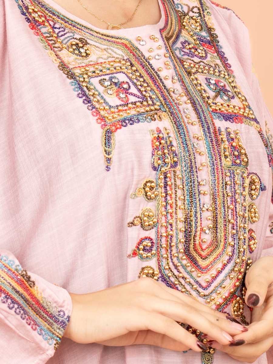 Round Neck Jalabiya with Intricate Embroidery