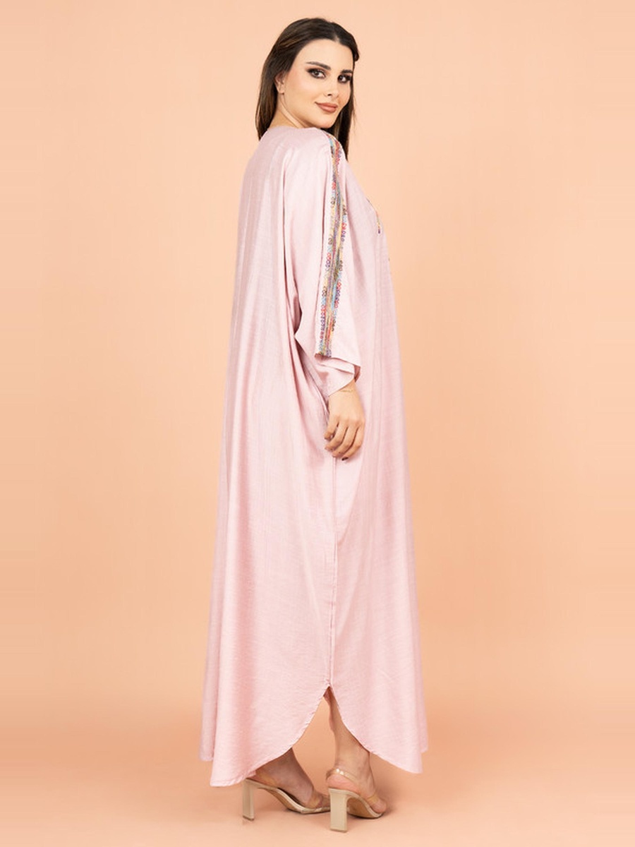 Round Neck Jalabiya with Intricate Embroidery