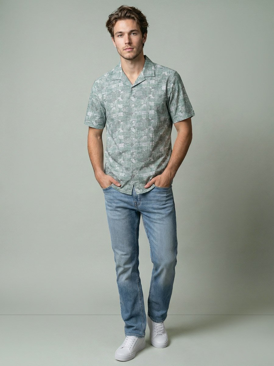 Men Green Floral Print Cuban Collar Shirt