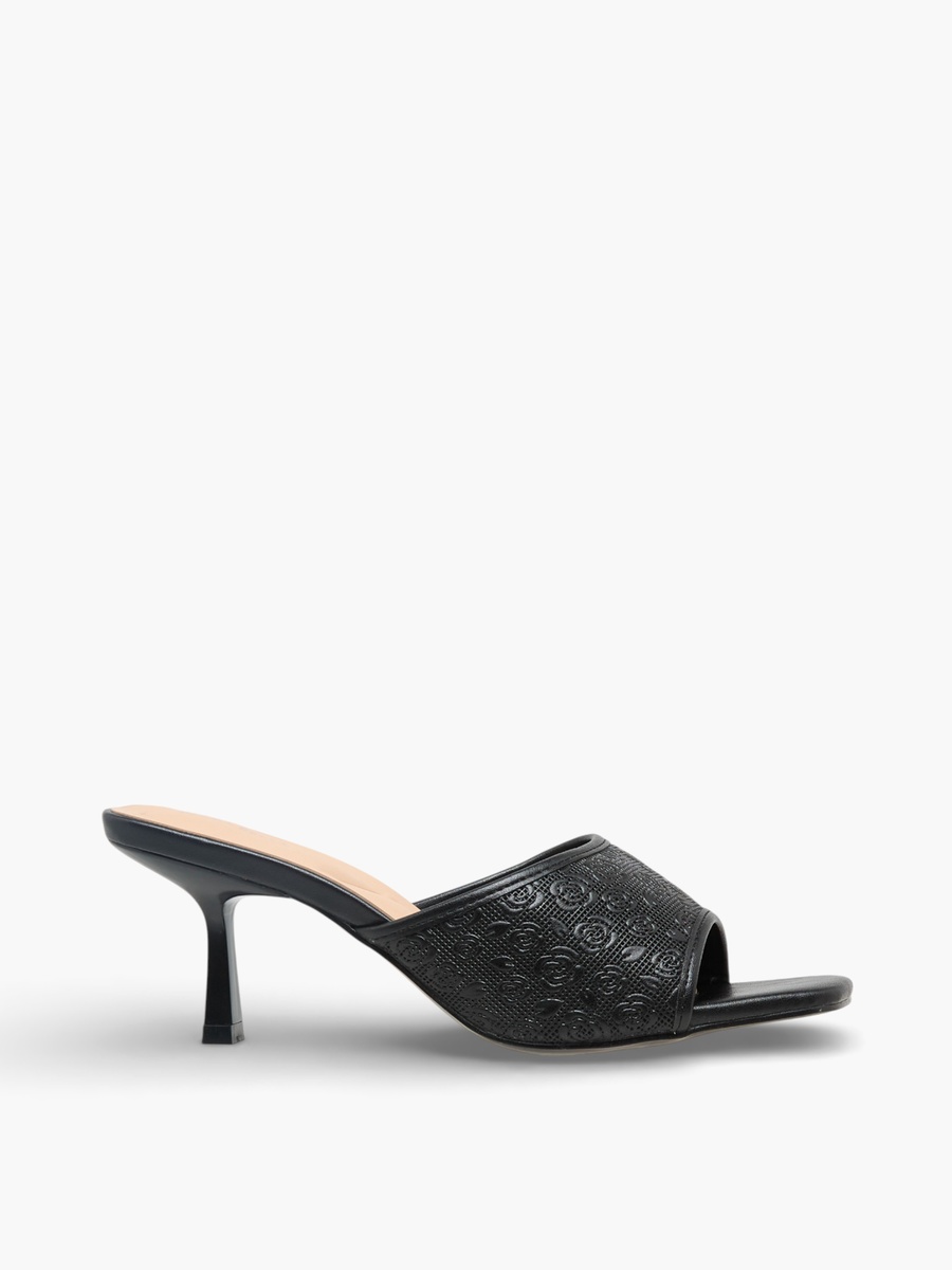 Women Floral Textured Flared Heel Sandals