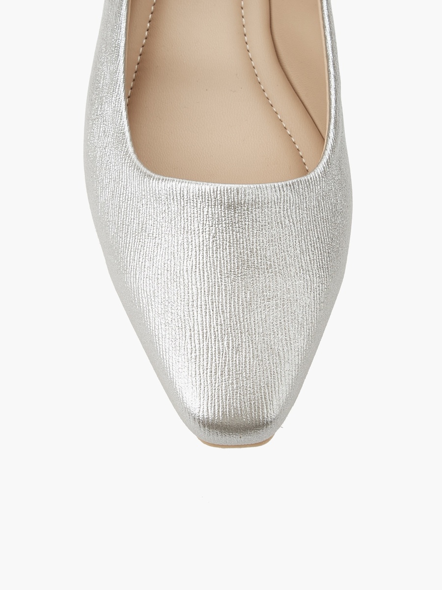 Women Buckle Closure Ballerina Shoes