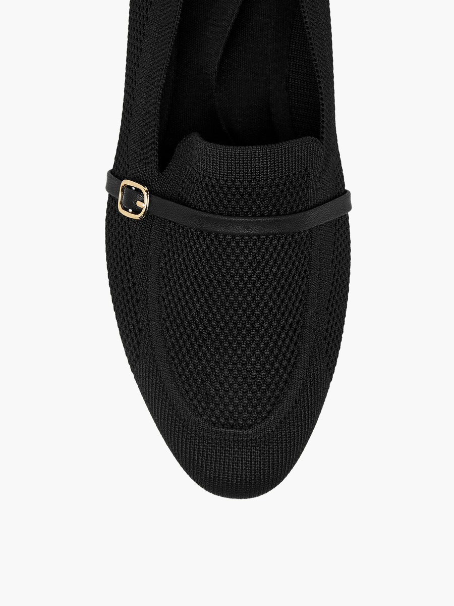 Women Buckle Detail Shoes