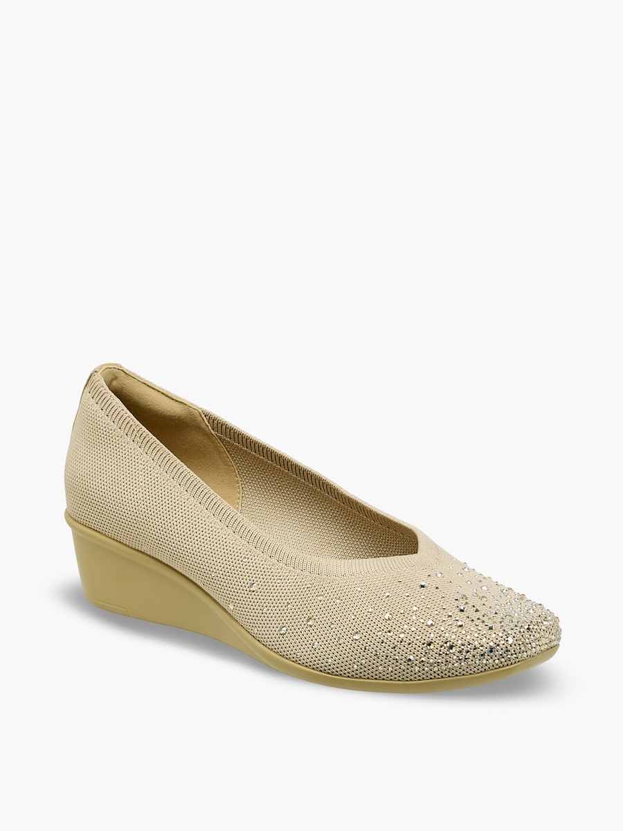 Women Embellished Wedge Heel Shoes