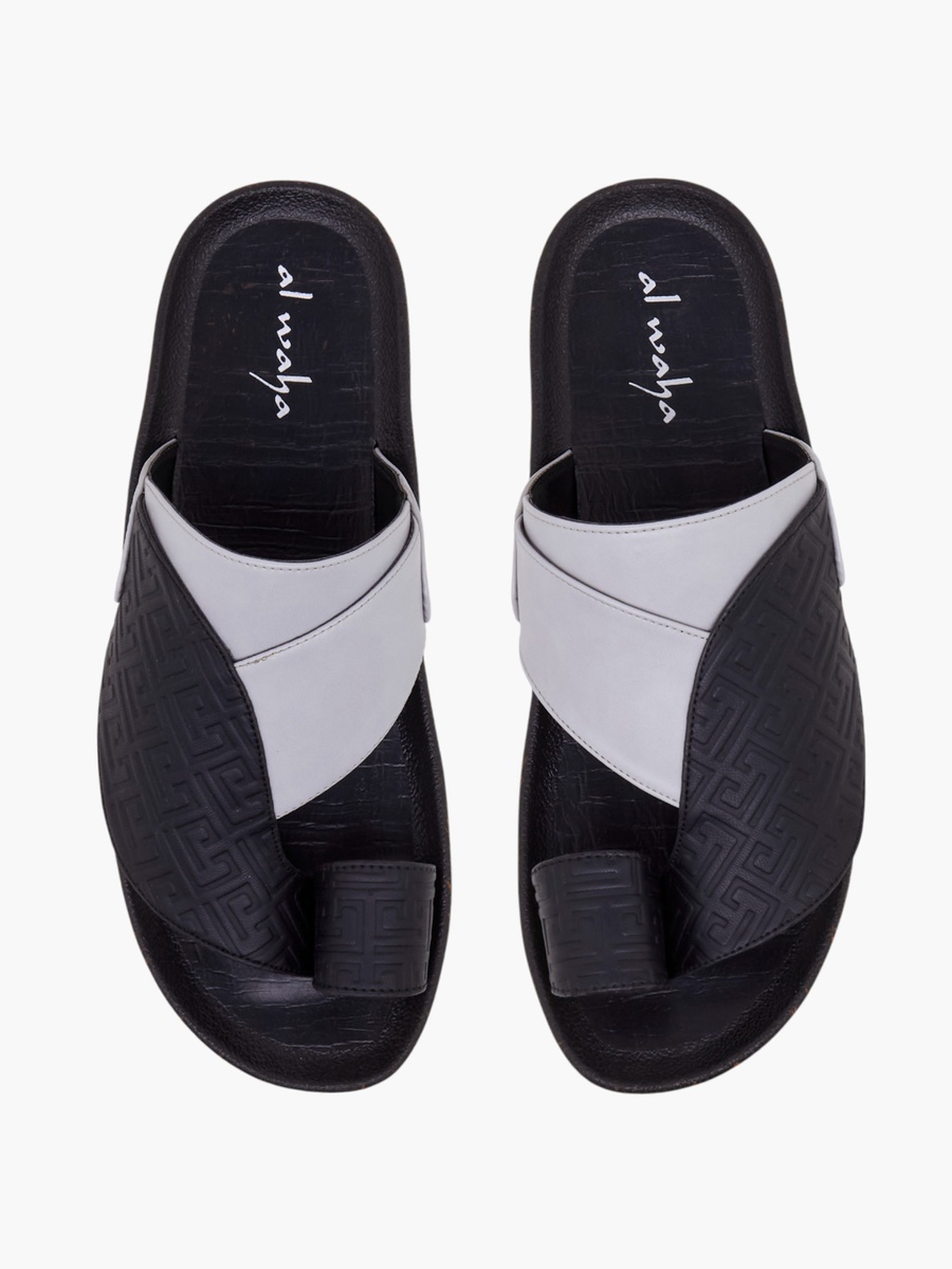 Men Toe Loop Detail Arabic Sandals