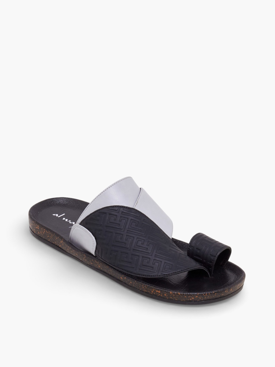 Men Toe Loop Detail Arabic Sandals