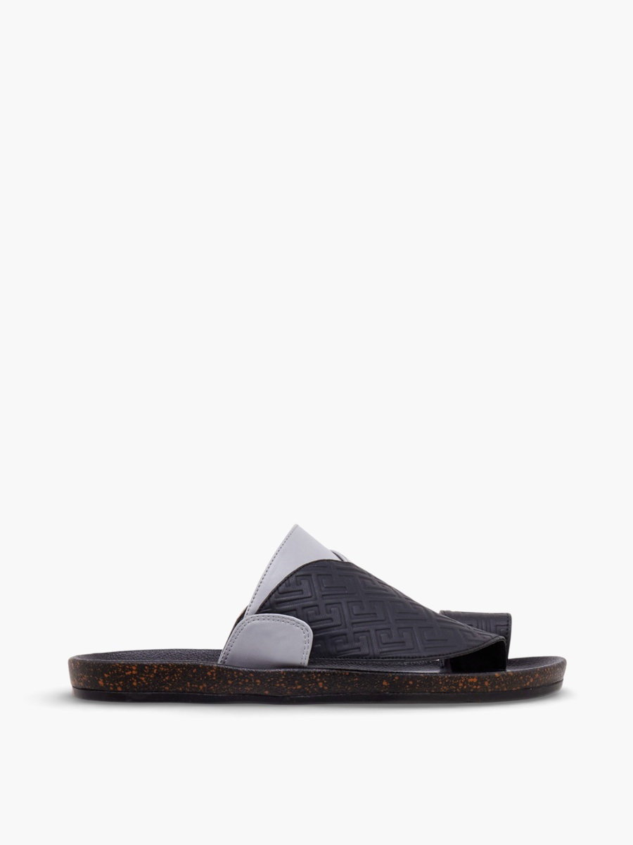 Men Toe Loop Detail Arabic Sandals