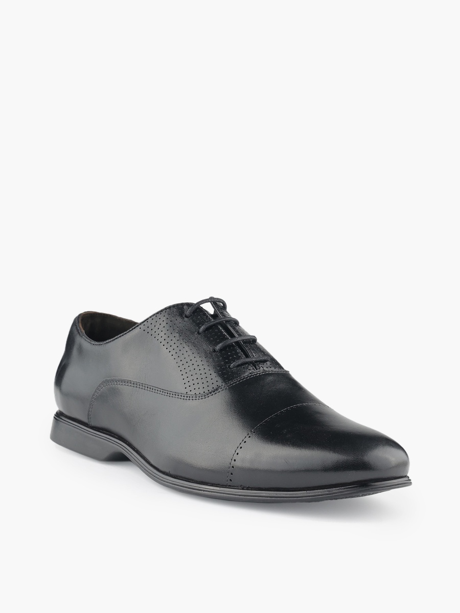 Men Lace-Up Derby Shoes