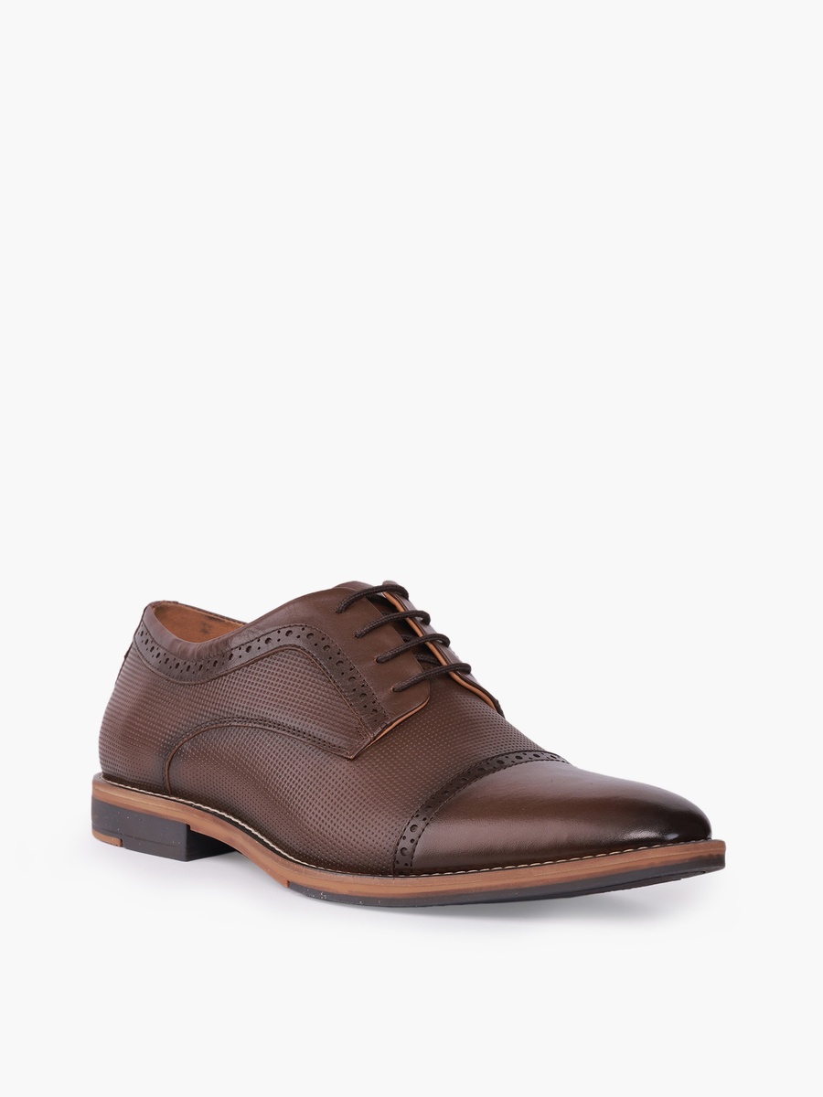 Men Lace-Up Derby Shoes
