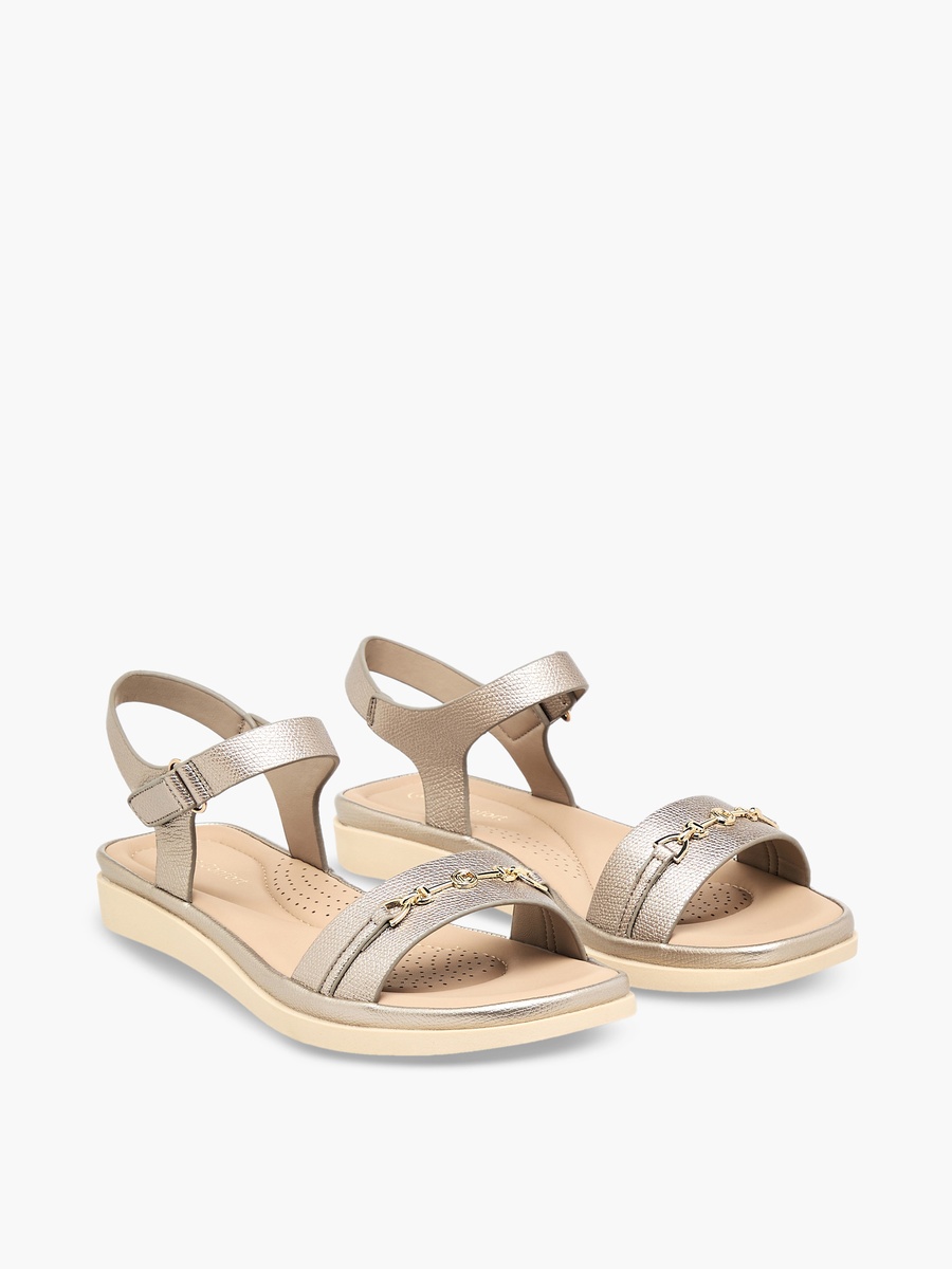 Women Hook and Loop Sandals