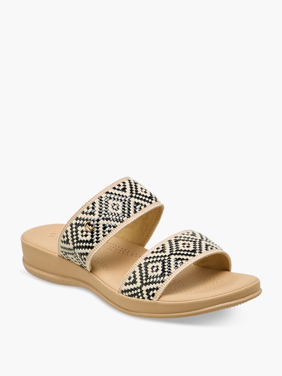 Women Embellished Raffia Sandals
