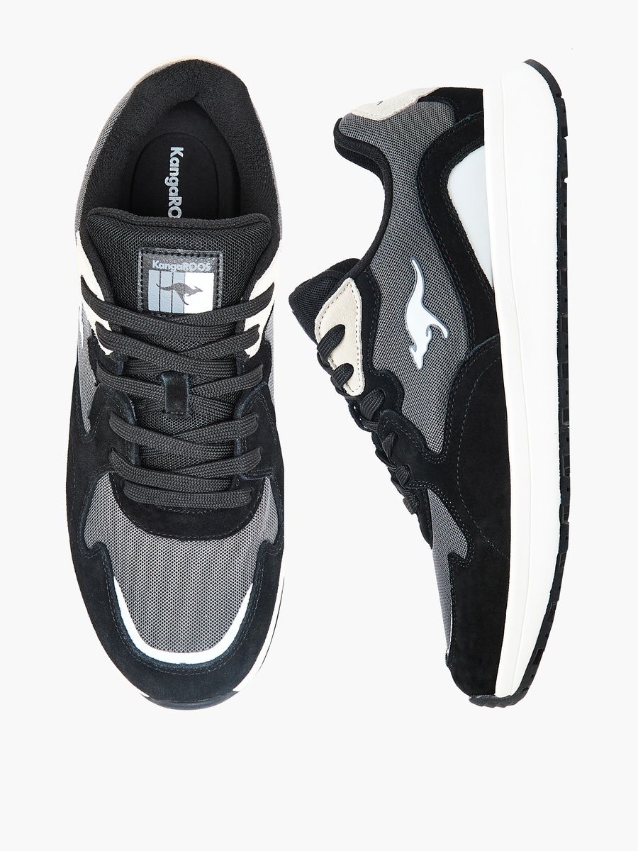 Men Lace-Up Sports Shoes