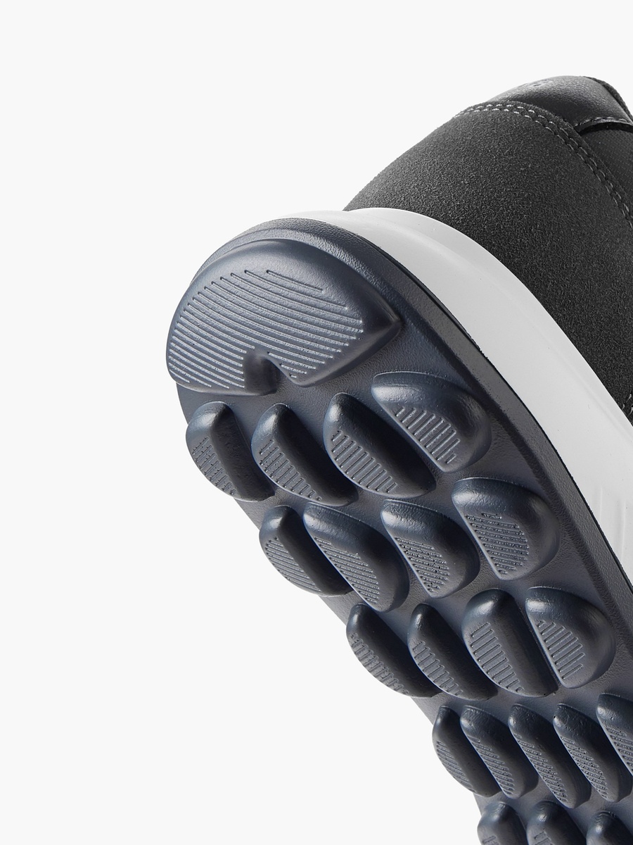 Men Lace-Up Sneakers