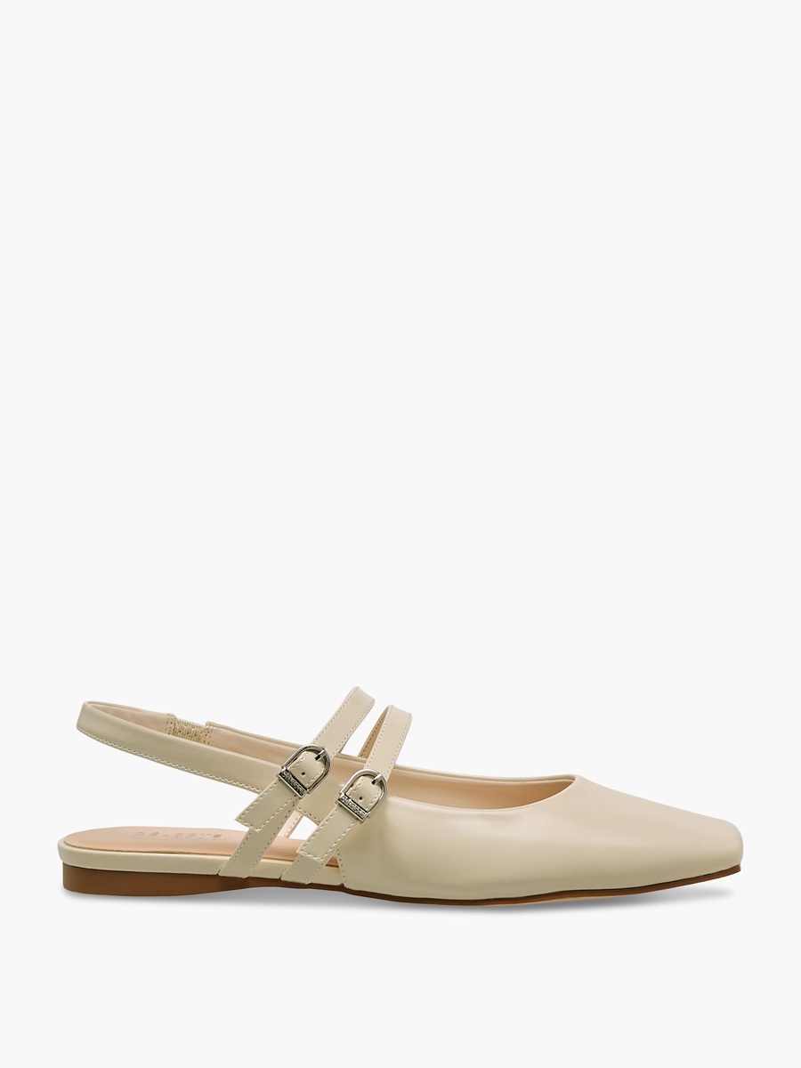 Women Buckle Accent Strap Shoes