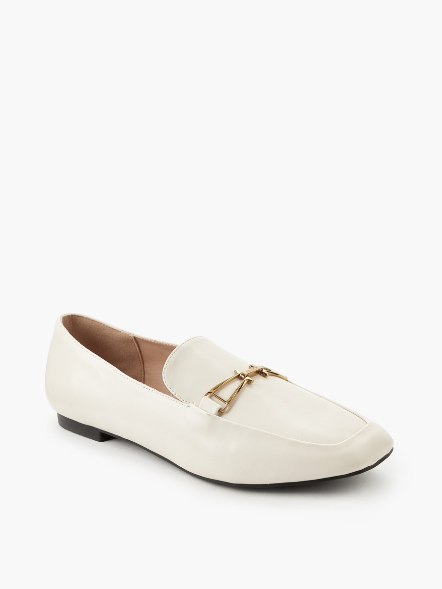 Women Metal Accent Loafers