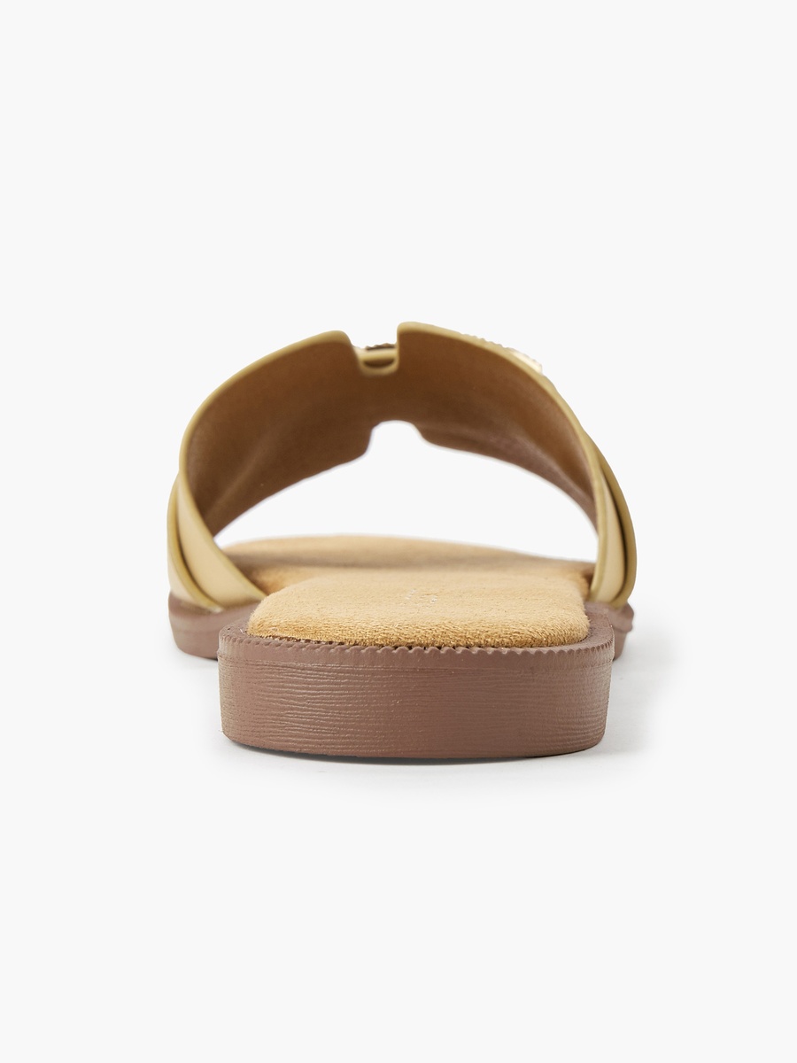 Women Stone Embellished Flat Sandals