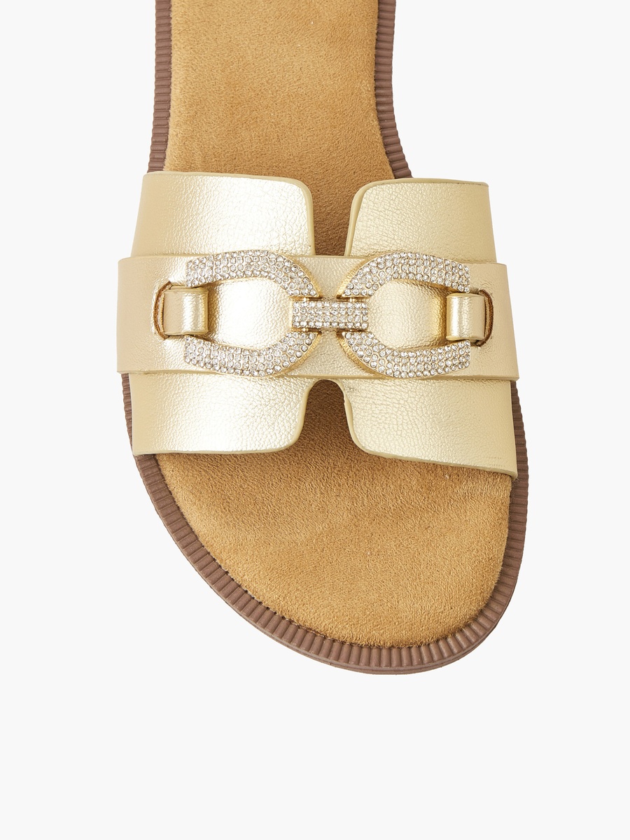 Women Stone Embellished Flat Sandals